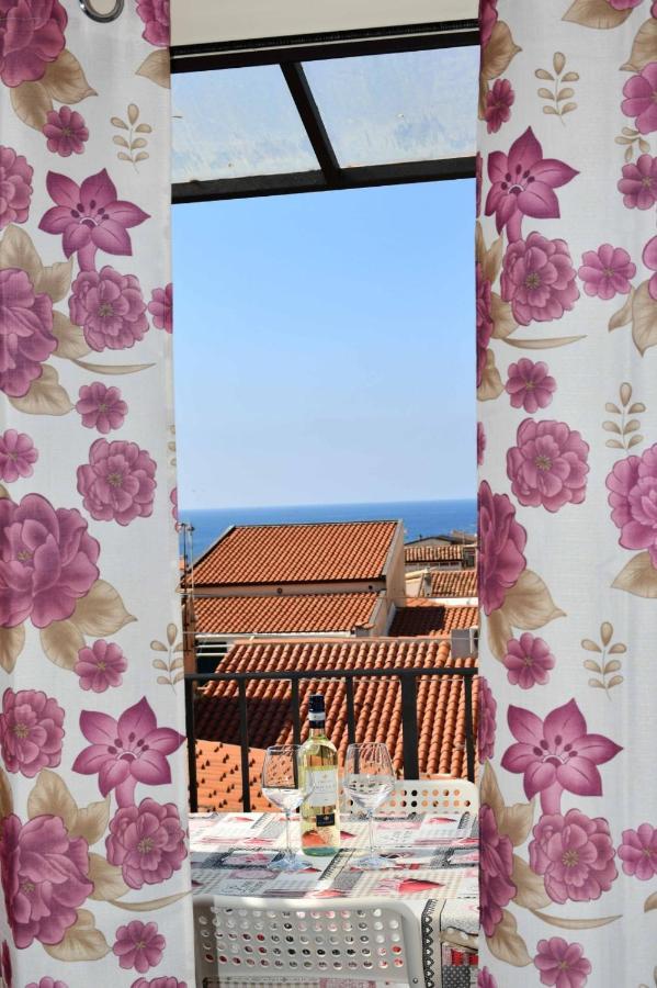 Vista Mare Apartment Чефалу Екстериор снимка